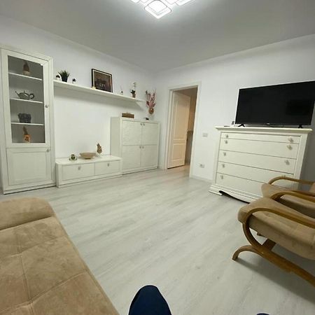 Apartament Gn39 Boekarest Buitenkant foto